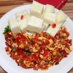 Boiled Yam(Arrowroot) + Eggs Sauce
