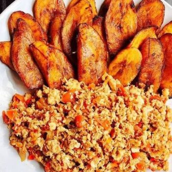 scrambled-eggs-and-fried-plantain-recipe-main-photo